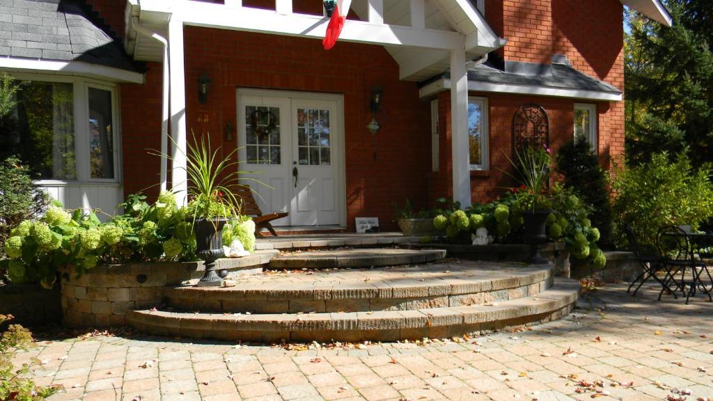 Bed and Breakfast Maple Woods à Casselman Extérieur photo