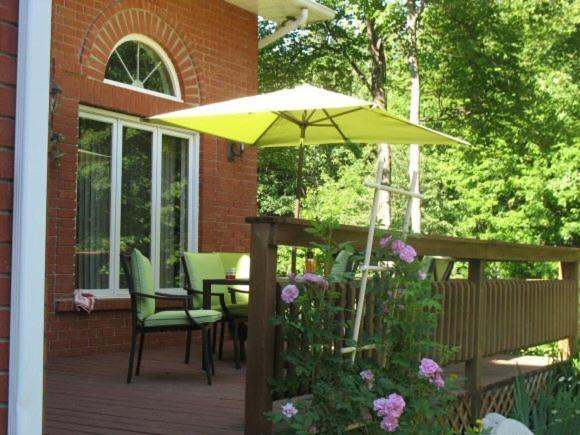 Bed and Breakfast Maple Woods à Casselman Extérieur photo